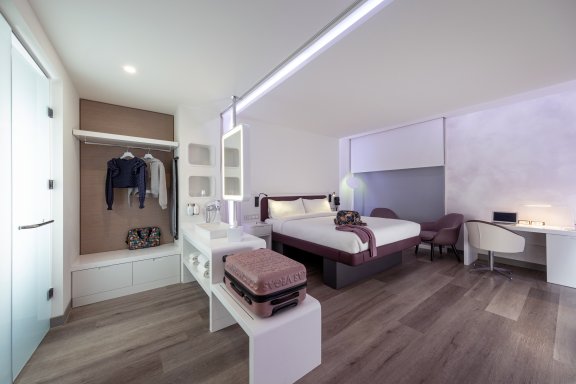 Yotel